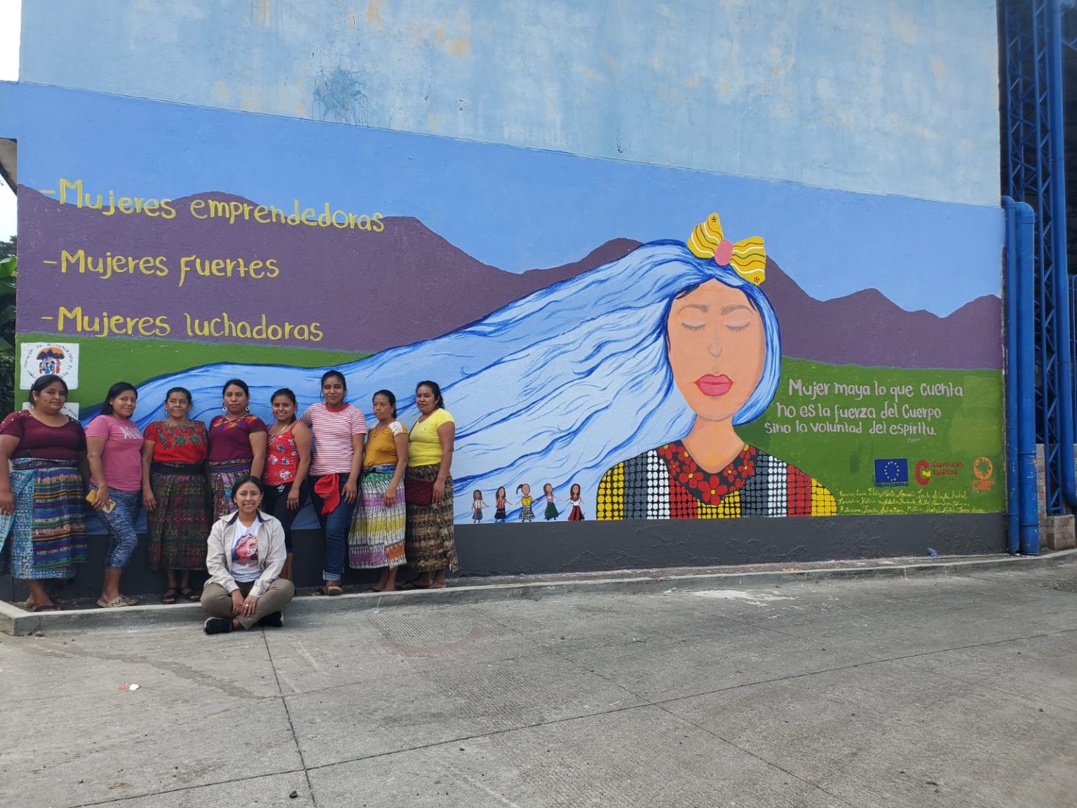 Mujeres de la Costa Sur pintan sus historias contra la violencia machista